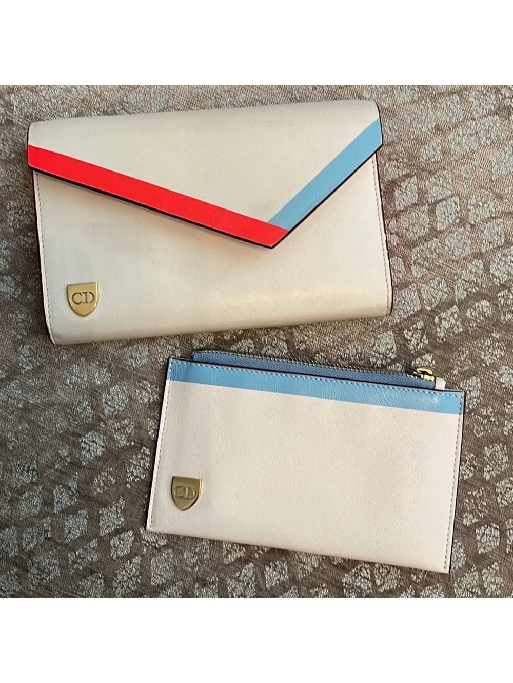 Unique Dior Crossbody Wallet w coin pouch and gold chain